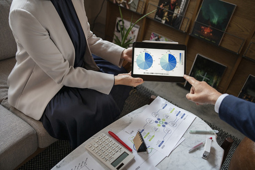 business-people-working-with-ipad-high-angle (1).j