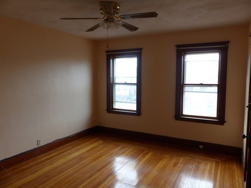 One Bedroom Apartment in Quincy Penn's Hill