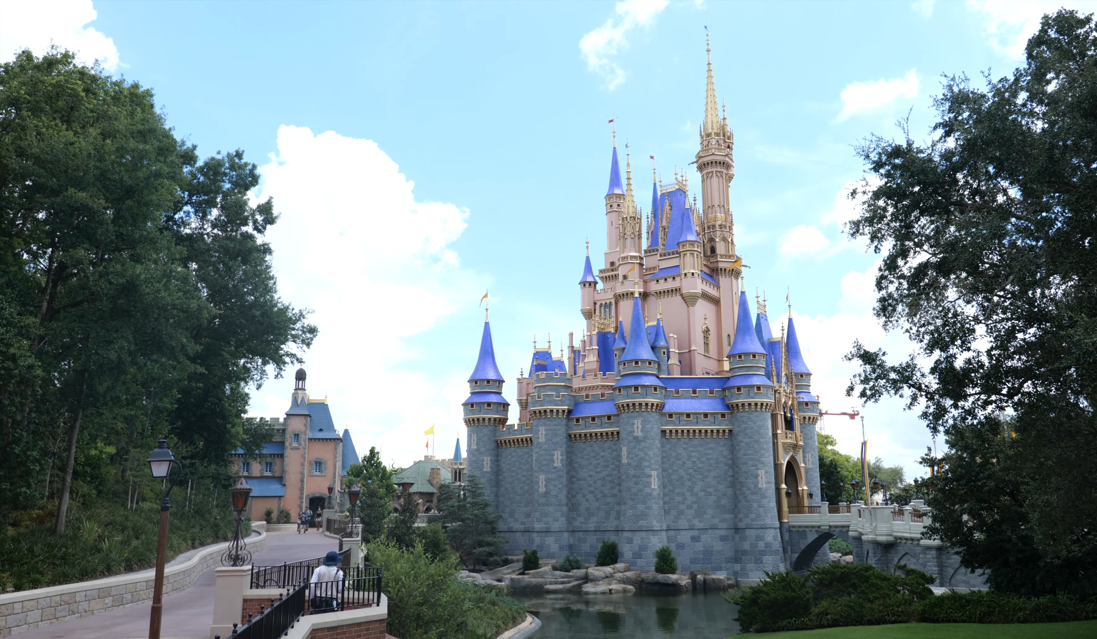 Cinderella Castle at Magic Kingdom at 27 minutes drive to the south of Orlando dentist Lake Lucerne Cosmetic and Implant Dentistry Cinderella Castle at Magic Kingdom at 27 minutes drive to the south of Orlando dentist Lake Lucerne Cosmetic and Implant Dentistry