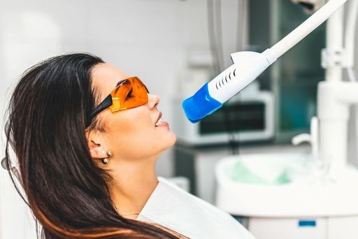 Maintaining Your Zoom Teeth Whitening Results for